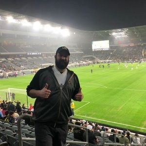 Meet your Posher, Andrew